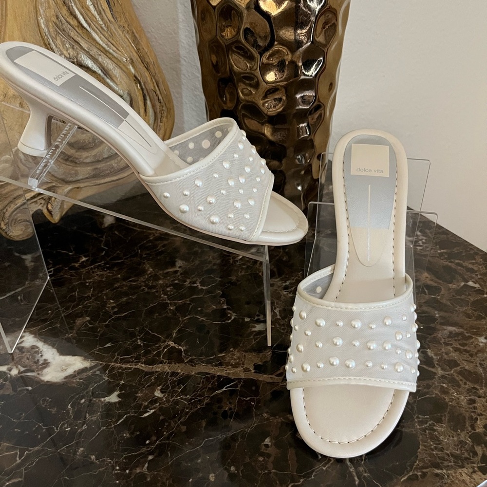 Dolce Vita Ivory Pearl Slide Sandals